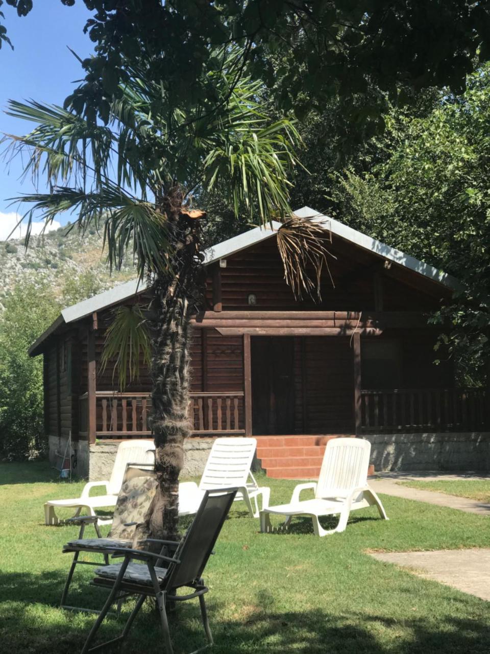 Wooden Village Resort Ponari Eksteriør bilde