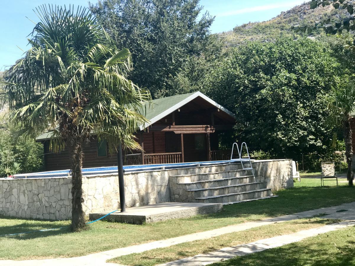 Wooden Village Resort Ponari Eksteriør bilde